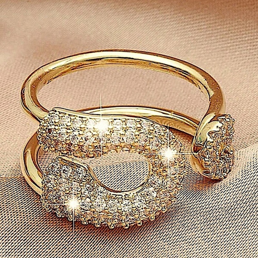 NEW GOLD ZIRCON RHINESTONE SAFETY PIN RING SIZE 7.5